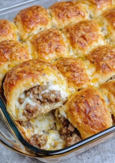 Oven Baked Beef and Cream Cheese Crescent Bites