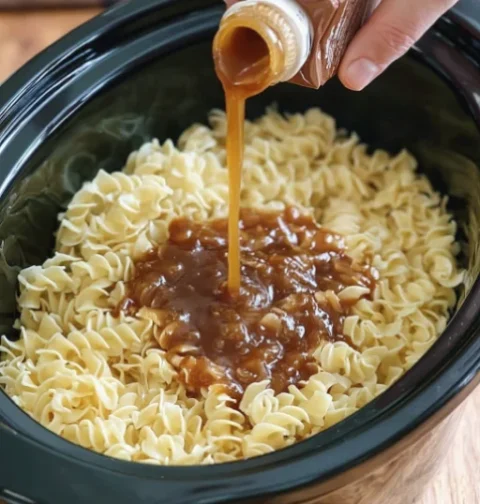 Slow Cooker Amish-Style Beef and Noodles