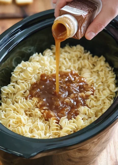 Slow Cooker Amish-Style Beef and Noodles