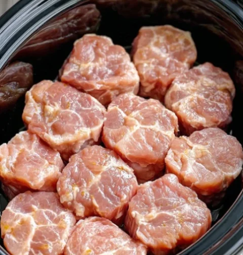 Slow Cooker Champagne Glazed Pork Medallions