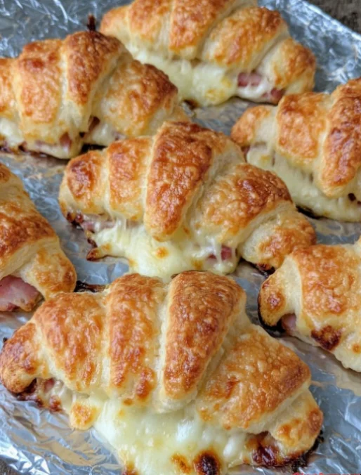 Bacon and Cheese Croissant Rolls