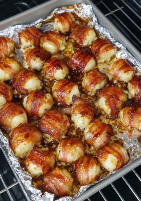 Cheddar-Stuffed BBQ Bacon Bombs