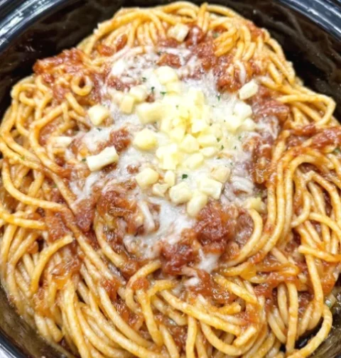 Slow Cooker Depression Era Ketchup Spaghetti