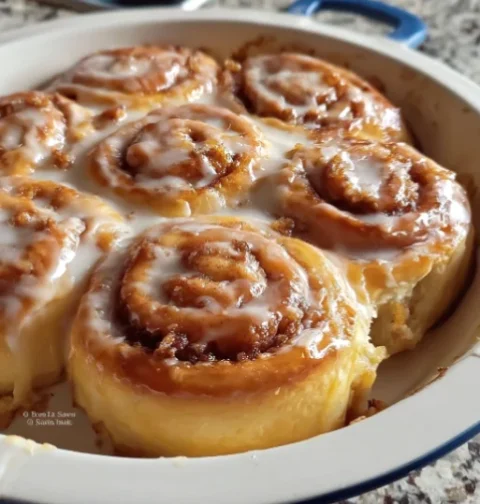 Soft Cinnamon Scrolls